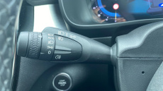 Volvo XC40 2.0 B3P Core 5dr Auto Petrol Estate